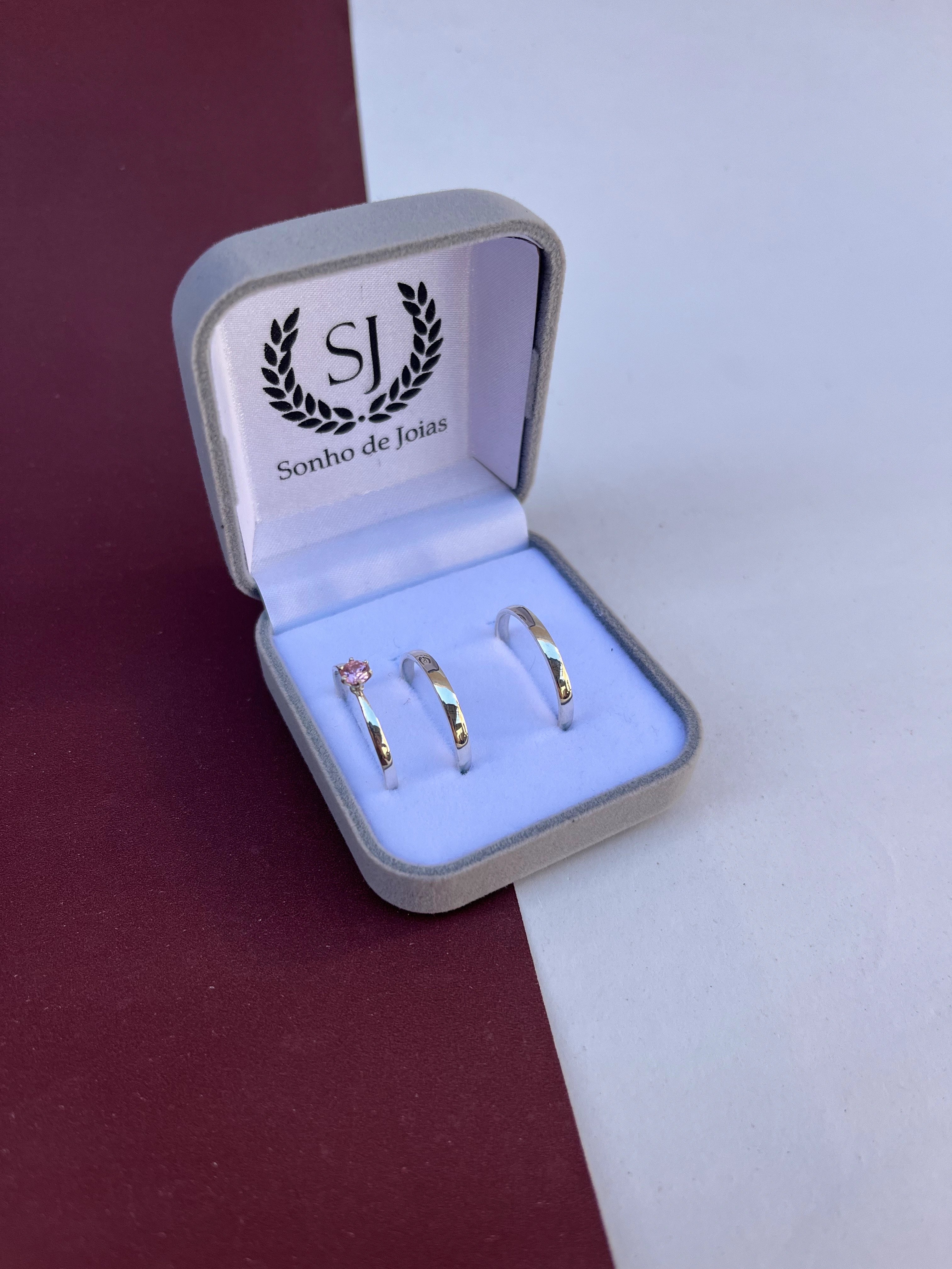 Kit Aliança de Namoro Reta (Prata 925) + Anel Solitário (Prata 925)