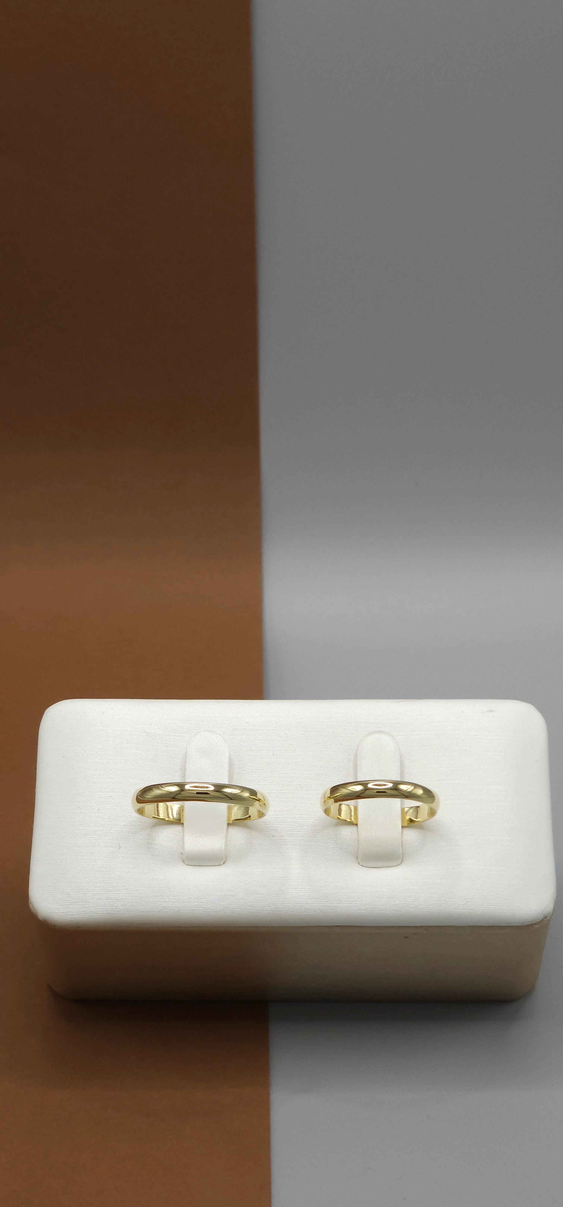 O Par de Aliança Tradicional 3mm em (OURO 18KT)
