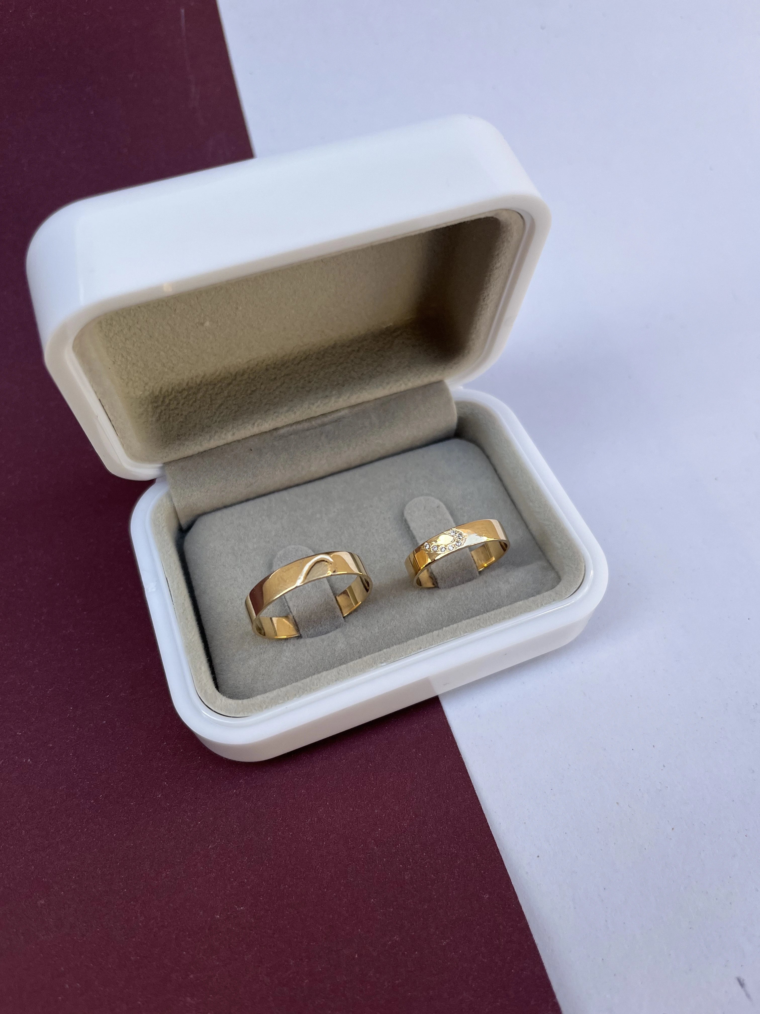 O Par de Aliança de Ouro Coração em (OURO 18KT)
