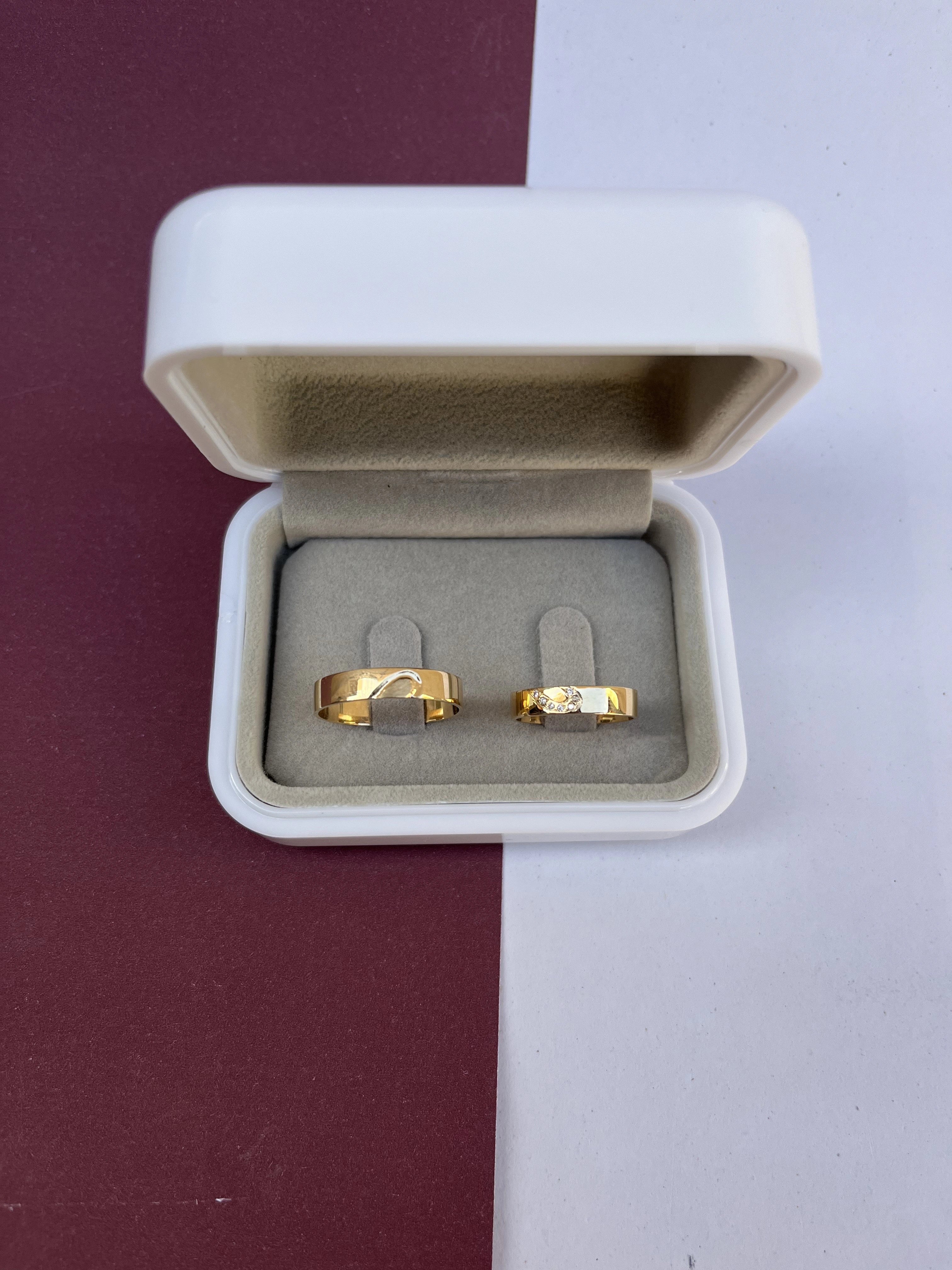 O Par de Aliança de Ouro Coração em (OURO 18KT)
